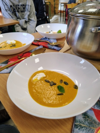 571373136_122150766398853628_7120528860720320449_n